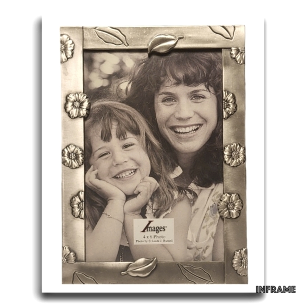 Flower & Leaf Detail Picture Frame~4x6